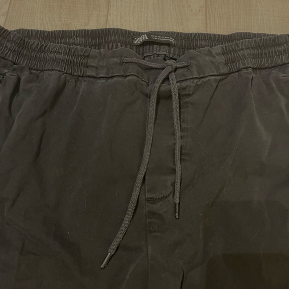 zara - Picture 3 of 6